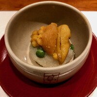 島之内 一陽 - えんどう豆の飯蒸し 雲丹のせ