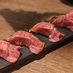 Yakiniku Akami Nikugatou San San Hachi Kyuugo - 