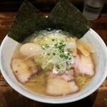 Menya Kotobuki - 全部のせ淡麗塩ラーメン