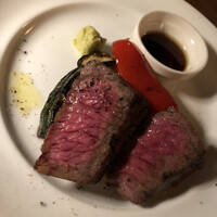 カルネジーオ イースト - 