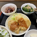 ささら - イカ煮付け ニ色フライ ほうれん草おひたし