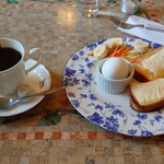 シェ・デュモン - 料理写真:ホットコーヒー　400円　+　モーニングセット　150円