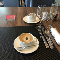 ポム・ダダン - 