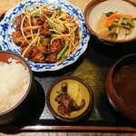 とり家ゑび寿 - レバニラ炒め定食