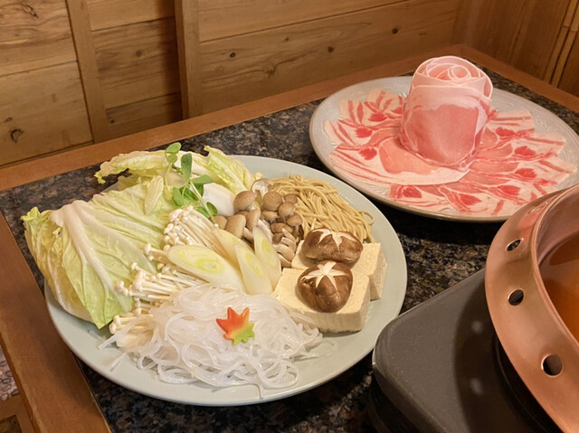 アグーしゃぶしゃぶ みるく 那覇店 県庁前 豚しゃぶ 食べログ アグーしゃぶしゃぶ みるく 那覇店 県庁前 豚しゃぶ 食べログ