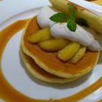 OHANA - キャラメルアップルパンケーキ。
