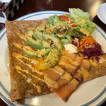 ガレット＆フレンチトースト ZiZi - サーモンとアボカドのクリームチーズ添え