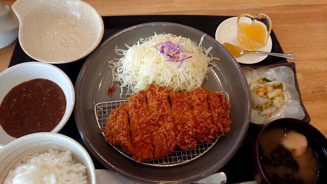 こな雪とんとん 恵庭店 恵み野 とんかつ 食べログ