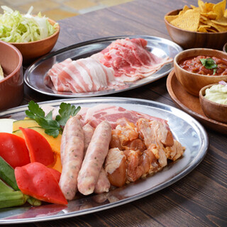 当店を楽しむならBBQ&タコスのスタンダードプランを♪