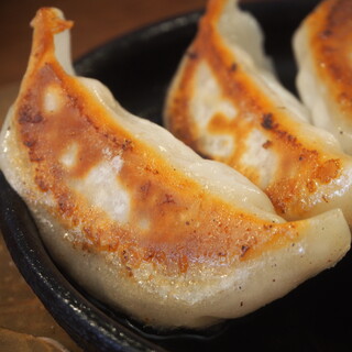 餃子の酒場マイケル_1