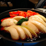 京橋 婆娑羅 - トマトすき焼き（調理中）
