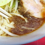 ラーメン二郎 - スープ