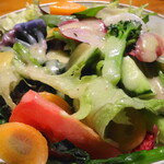 ウィウィ - 鎌倉野菜のサラダ