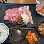 大剛   - 赤身と豚バラの焼肉ランチ　980円