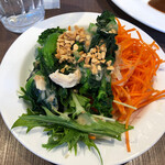 フォルクス 新橋店 - 野菜をがっつり食べられて嬉しい。