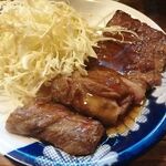 ざぶとん - 200メニューの牛ロース焼き