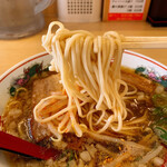 尾道らーめん 麺屋壱世 - ラーメン（麺アップ）