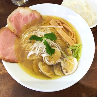 麺屋 遊仁 - 料理写真:蛤塩そば　980円