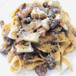 モード ディ ポンテベッキオ - 牛ネックのとろとろ煮込みのタリアテッレ