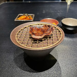 西麻布 焼肉 X - 但馬牛タン元。
      大変に美味し。