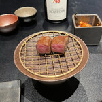 西麻布 焼肉 X - 但馬牛タン厚切り。
      大変に美味し。