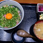 魚七鮮魚店 - ネギトロ丼