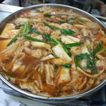 たつ屋 - ホルモン鍋二人前