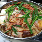 たつ屋 - ホルモン鍋二人前（完成前）