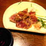 昭和食堂 - 牛タタキ