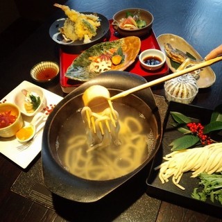 囲炉里庵 花水木_1