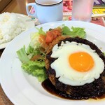ココス - ビッグ!!デミ目玉メンチカツランチ759円