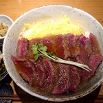 和食 たかもと - 牛さがりステーキ丼のアップ