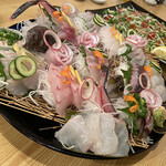 かもめ食堂 - 刺し身の盛合せ