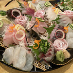 かもめ食堂 - 刺し身の盛合せ
