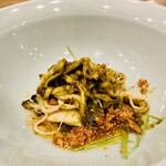 齋華 - ◎黒鮑の肝のソースを絡めて頂くと、悶絶する美味さ。