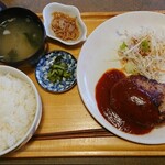 喫茶 俺ん家゛ - ハンバーグ　830円　2020/04