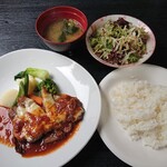 四季彩 - 日替わりランチ(940円)ポークソテーのチーズ焼き