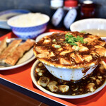 台北餃子次次 - ランチセット E@税込1,080円：ほぼ全景