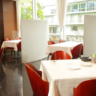 レストラン ディスカーロ_1