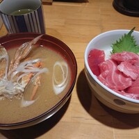 日本橋茅場町 寿司 鮮極 - ランチ トロづくし丼 蟹汁付 1000円