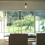 Cafe KURARI - 窓からの景色