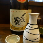 大納言本家 - 〆張鶴　特別本醸造