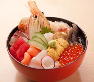 h Hakodate Uni Murakami - おまかせ海鮮丼※新鮮な魚介７～８種類
