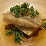 モノリス - 甘鯛鱗焼、筍、花山椒