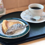 Ji・Ba コミュニティカフェ - ケーキセット550円…食後には手作りのチーズケーキとコーヒーを♪