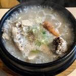 韓国料理 新 漢松 - 半鶏湯