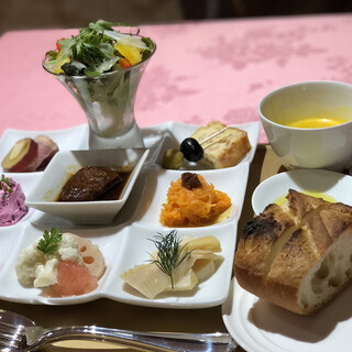 宝塚阪急内でおすすめのグルメ情報をご紹介 食べログ 宝塚阪急内でおすすめのグルメ情報をご紹介 食べログ