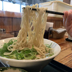 中華蕎麦 春馬 - 麺リフト⤴️