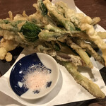Sumiyaki Senka Tamatori - アイヌネギの天ぷら
