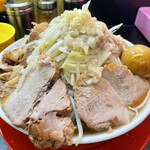 ラーメン イエロー - 並豚 野菜・ニンニク・あぶら マシ 味玉TP